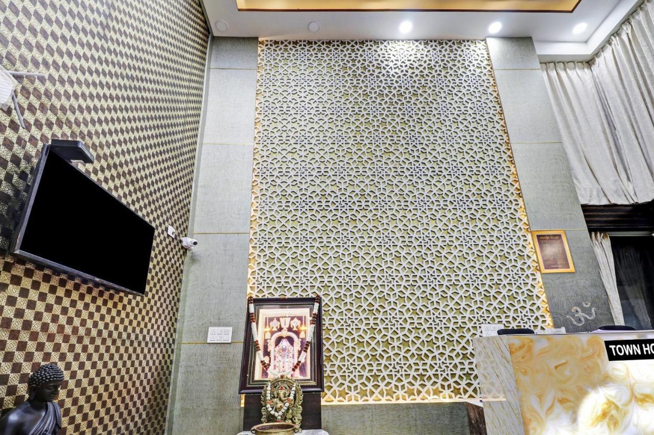 Townhouse Oak Dreamland Suites Yelahanka Luaran gambar